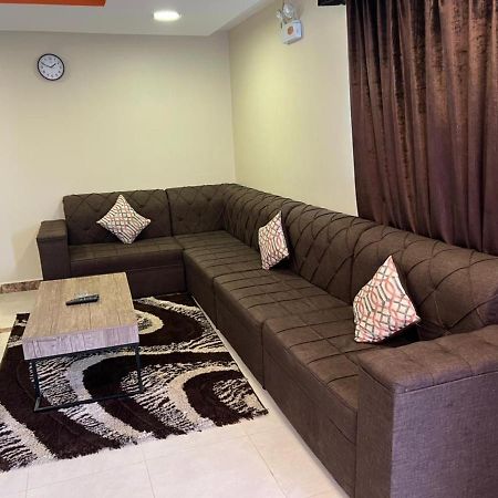 منتجع وشاليهات مورجان الشرق - للعائلات فقط - Dammam Buitenkant foto