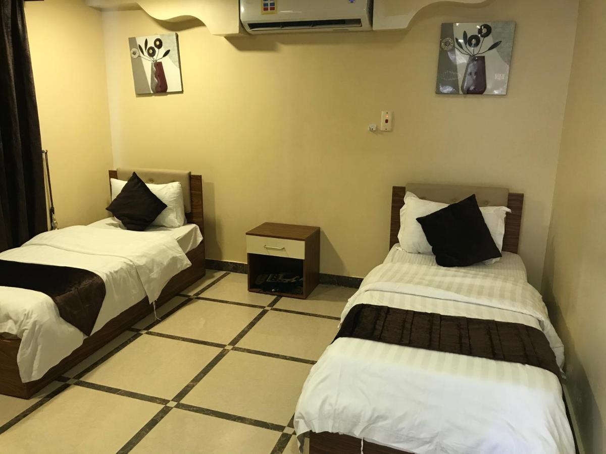 منتجع وشاليهات مورجان الشرق - للعائلات فقط - Dammam Buitenkant foto