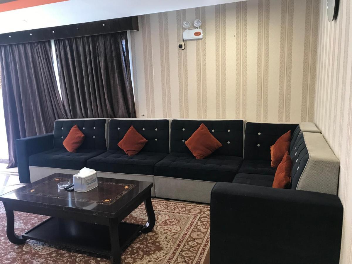 منتجع وشاليهات مورجان الشرق - للعائلات فقط - Dammam Buitenkant foto