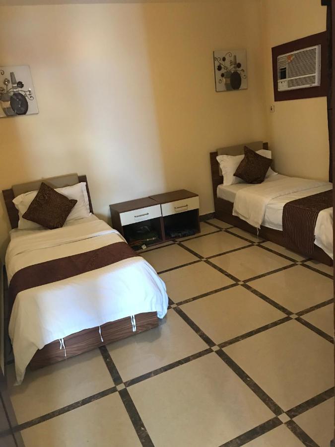 منتجع وشاليهات مورجان الشرق - للعائلات فقط - Dammam Buitenkant foto
