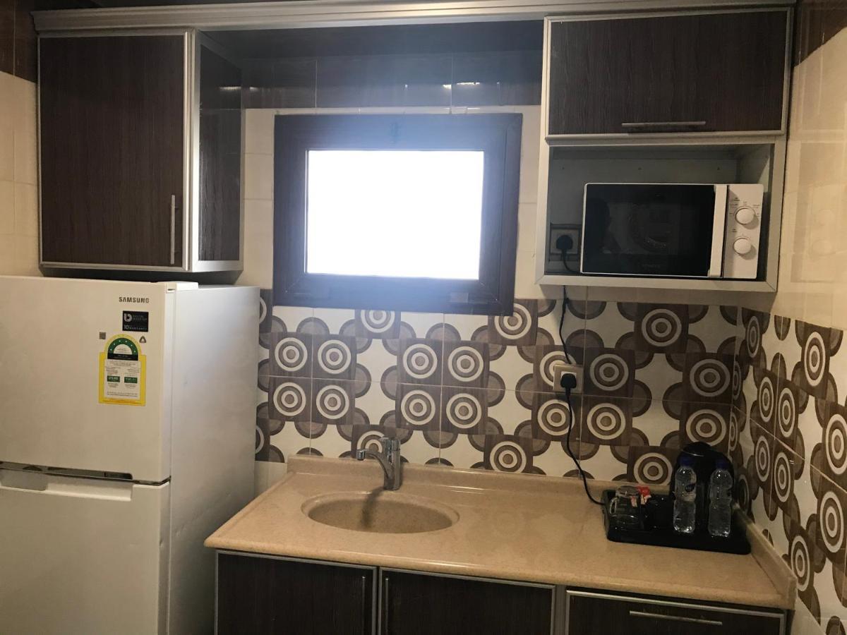 منتجع وشاليهات مورجان الشرق - للعائلات فقط - Dammam Buitenkant foto