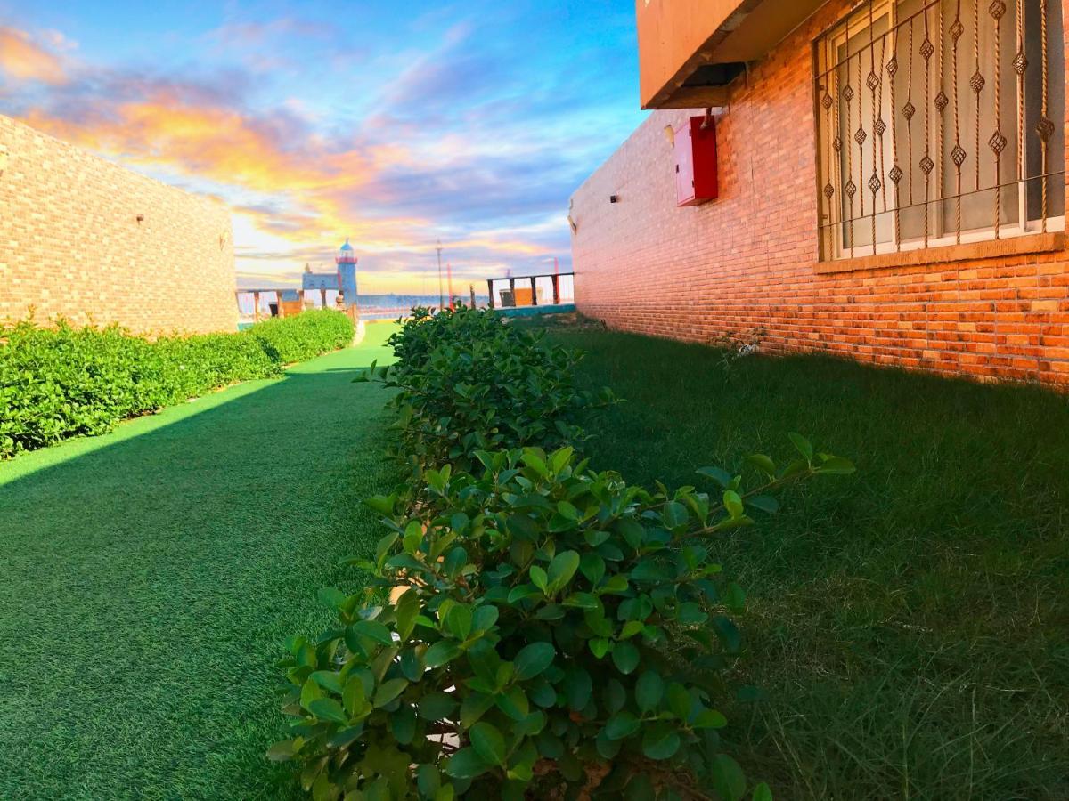 منتجع وشاليهات مورجان الشرق - للعائلات فقط - Dammam Buitenkant foto